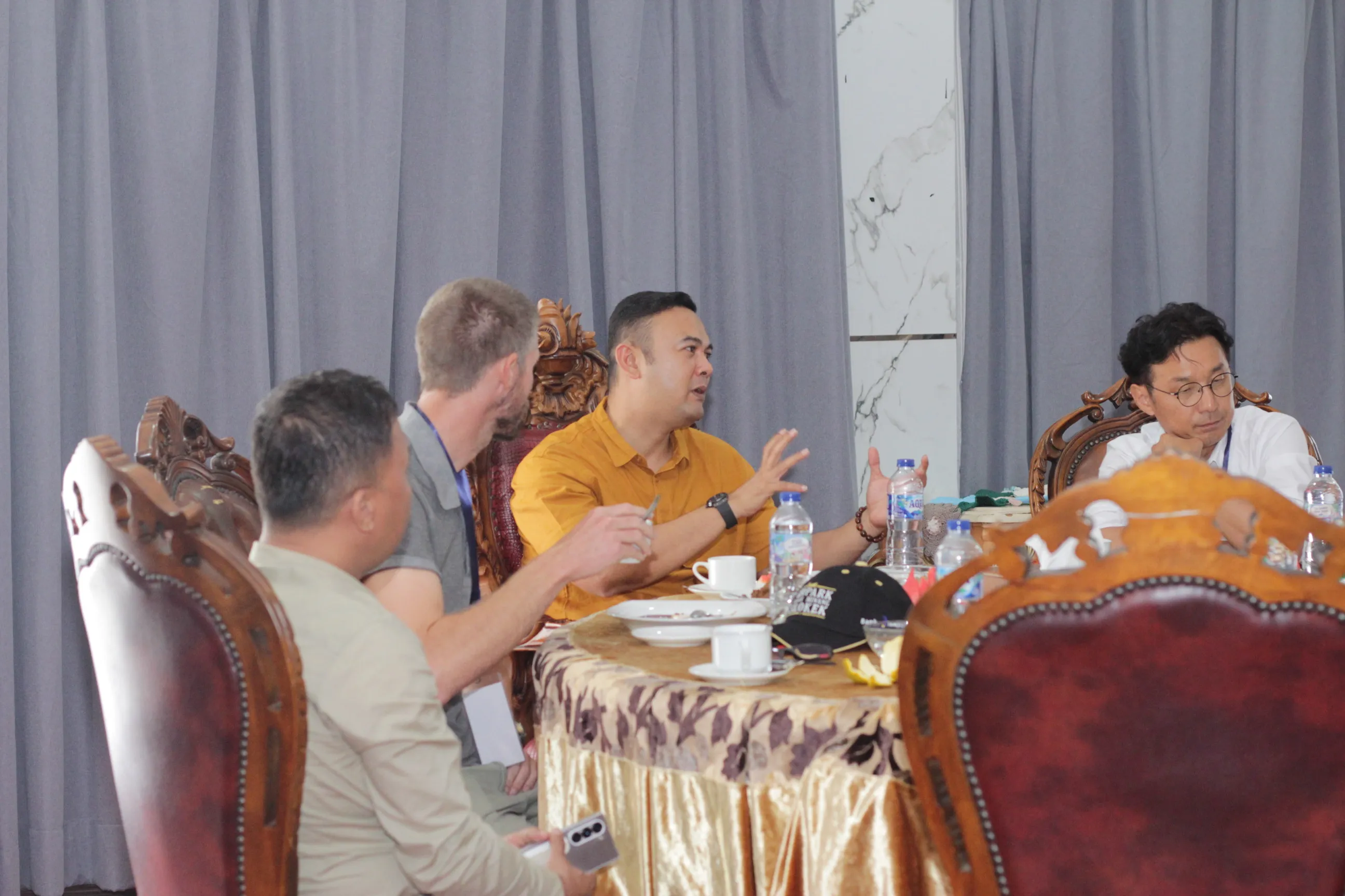 KUNJUNGAN EVALUATOR UNESCO KE RUMAH DINAS BUPATI SIJUNJUNG